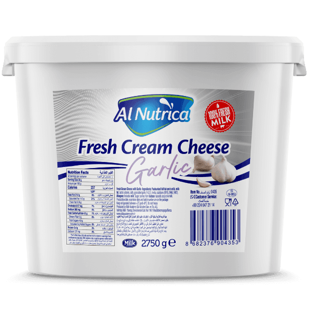Full Fat Fresh Spreadable Cheese with Garlic and Basil