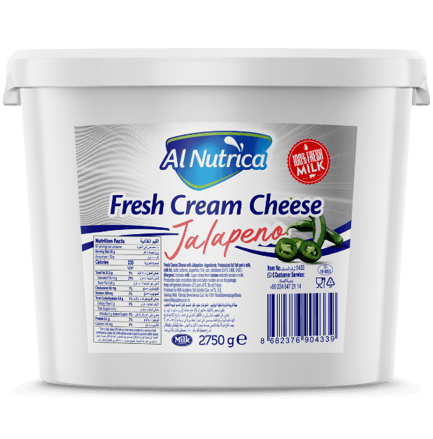 Full Fat Fresh Spreadable Cheese with Jalapeño Pepper